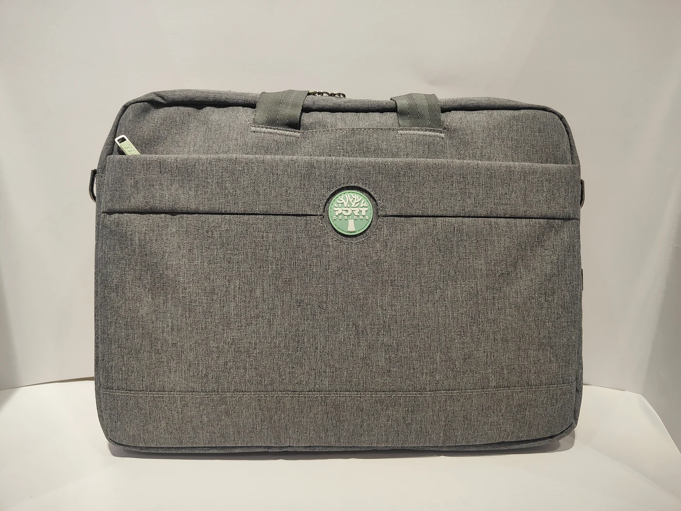 Casual briefcases