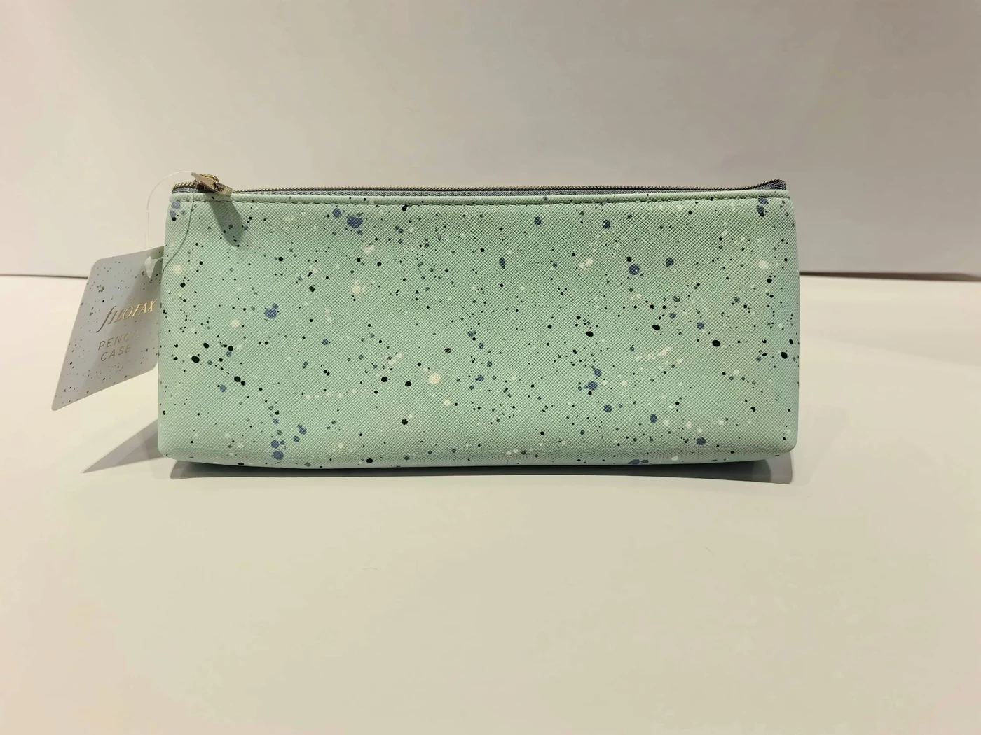 Cosmetic bags